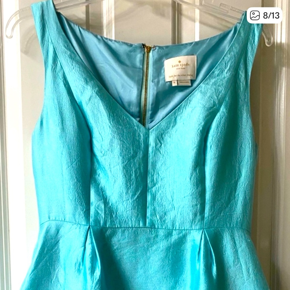 Breakfast at Tiffany’s in this Kate Spade Tiffany blue silk - Picture 8 of 11